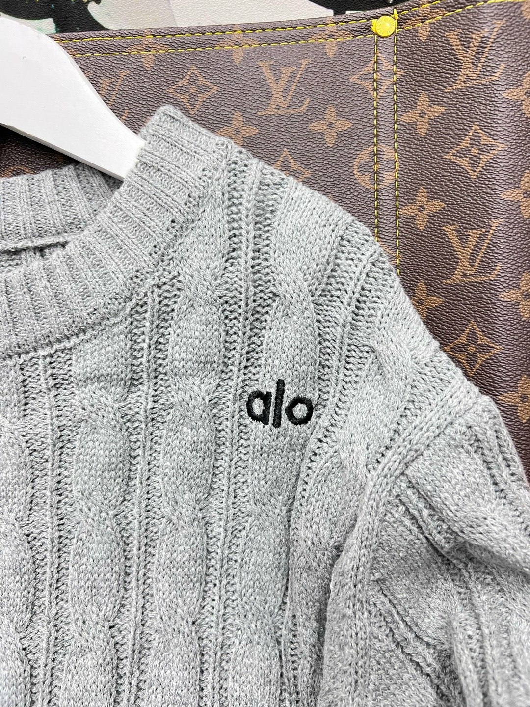 вязаные костюмы,трикотажные костюмы,детский вязаный костюм,костюм теплый,костюм свитер