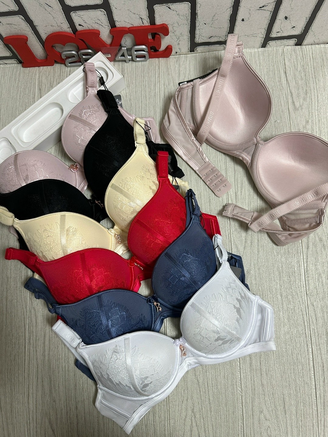 бюстгальтер,пуш ап бюстгальтер,женский бюстгальтер,нижнее белье бюстгальтер,нижнее белье женский