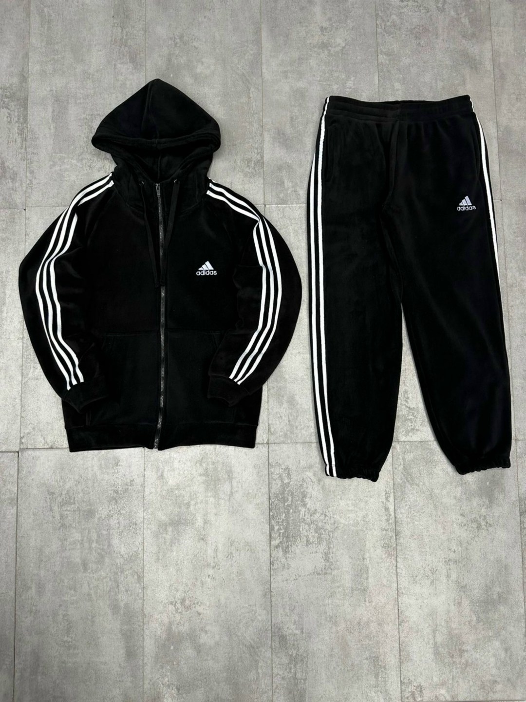 зип худи бежевая адидас,зип худи adidas essentials,adidas hoodie,толстовка adidas,толстовка адидас