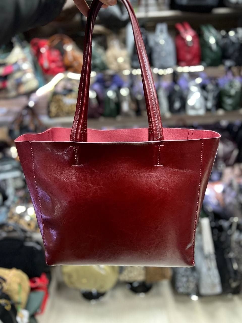 женская кожаная сумка шоппер,сумки женские шоппер,сумка шоппер натуральная кожа,кожаная сумка красная,женская кожаная сумка