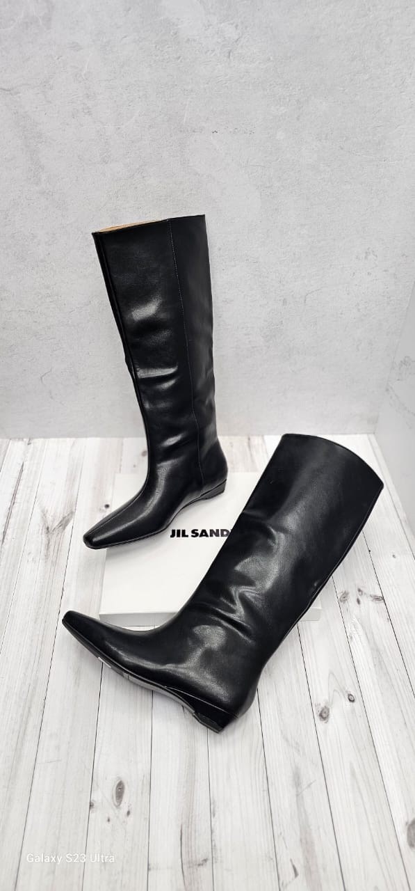 ,высокие сапоги,модные сапоги,сапоги до колен,сапог женский