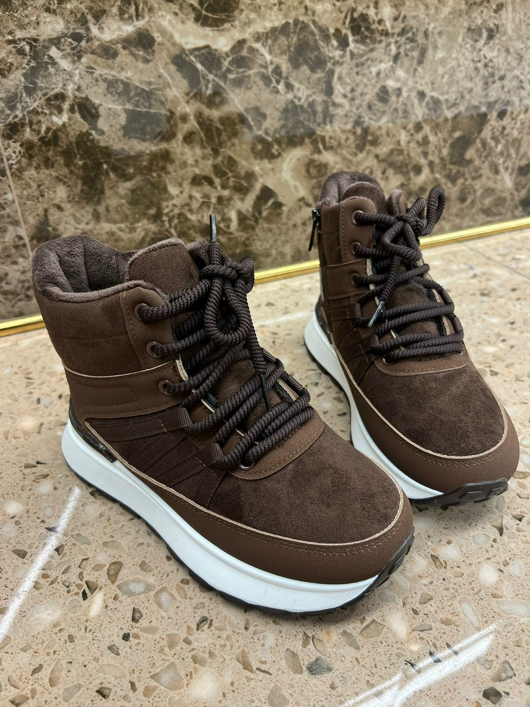 , женская,кроссовки женскиe,зимняя ,высокие кроссовки