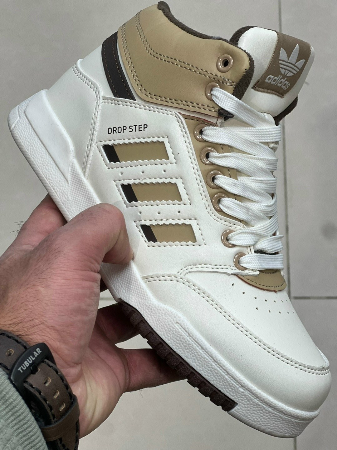 кроссовки adidas drop step,кроссовки adidas,зимние кроссовки adidas,кроссовки drop step,высокие кеды адидас ориджинал