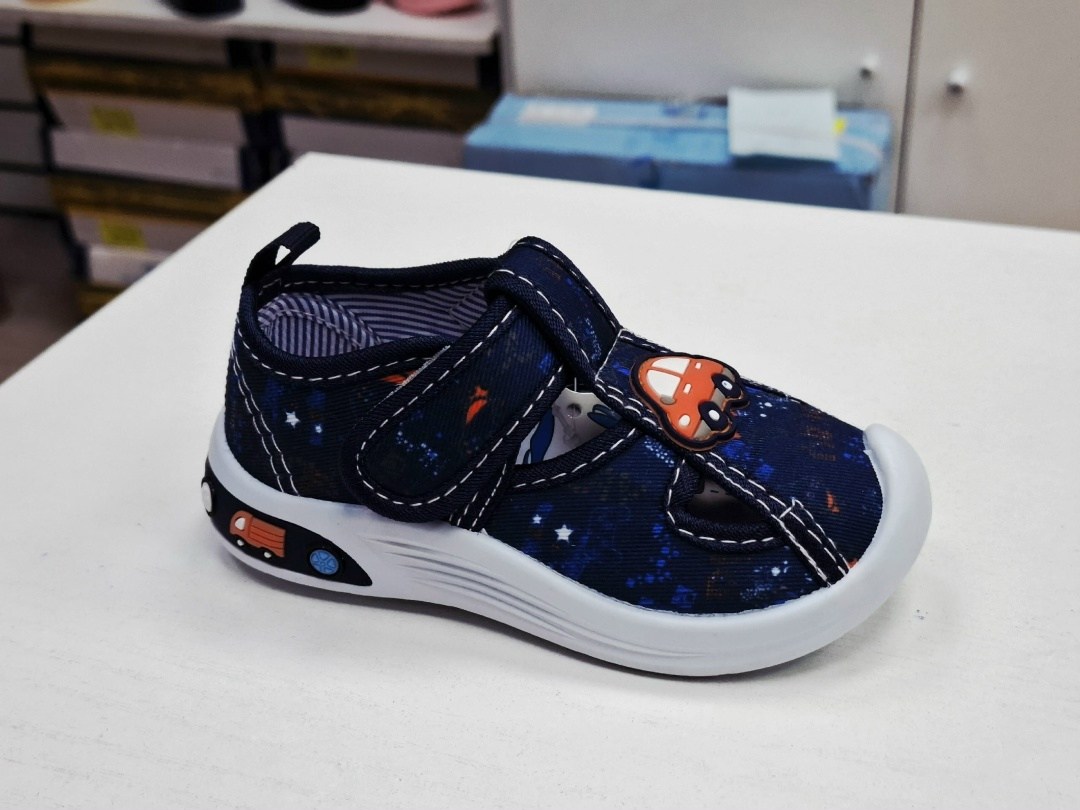 ,детская ,детские сандалии,детские босоножки,сандали капитошка