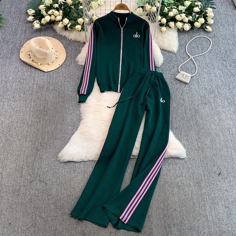 спортивные костюм,женский спортивный костюм,трикотажные костюмы,спортивный костюм стильный,повседневный спортивный костюм