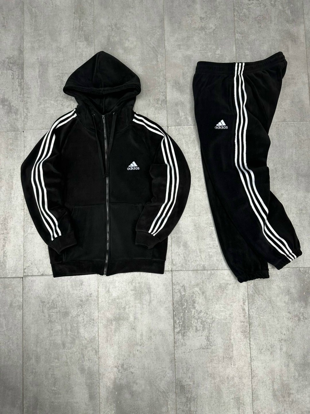 зип худи бежевая адидас,зип худи adidas essentials,adidas hoodie,толстовка adidas,толстовка адидас