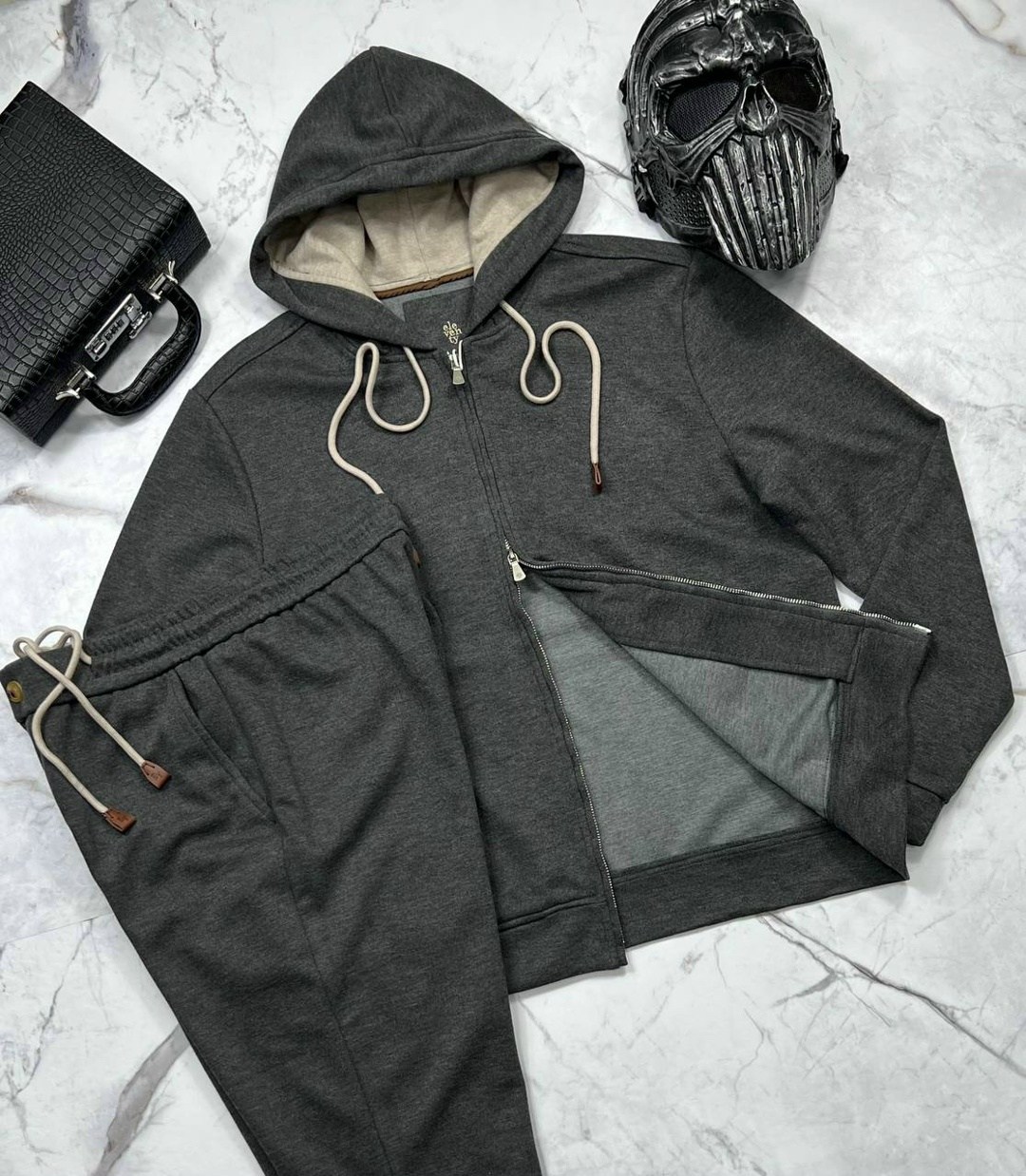 спортивный костюм brunello cucinelli,костюм brunello cucinelli,спортивные костюм,спортивные костюмы мужские,костюм на флисе