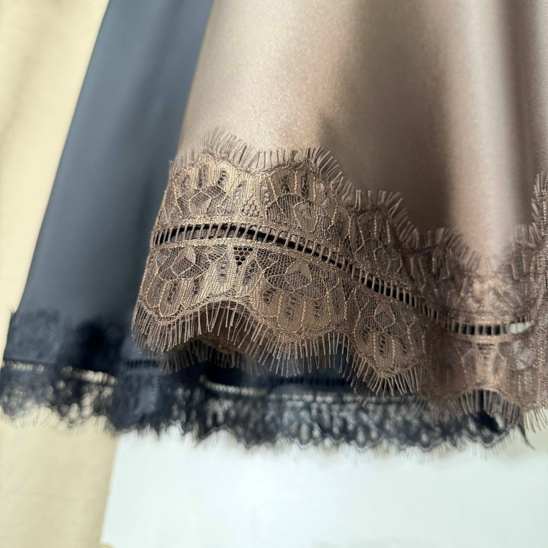 атласная юбка образ,атласная юбка миди образы,элегантные образы,юбка стильная,образ с юбкой