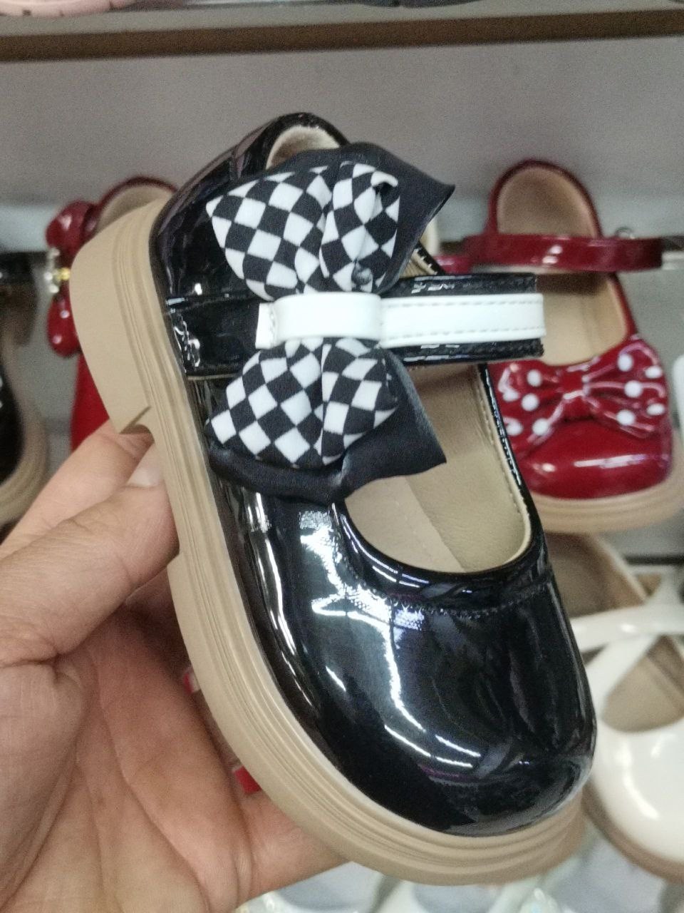 ,лаковые туфельки для девочки,туфли для девочек,туфли детские для девочек,туфли для девочек нарядные