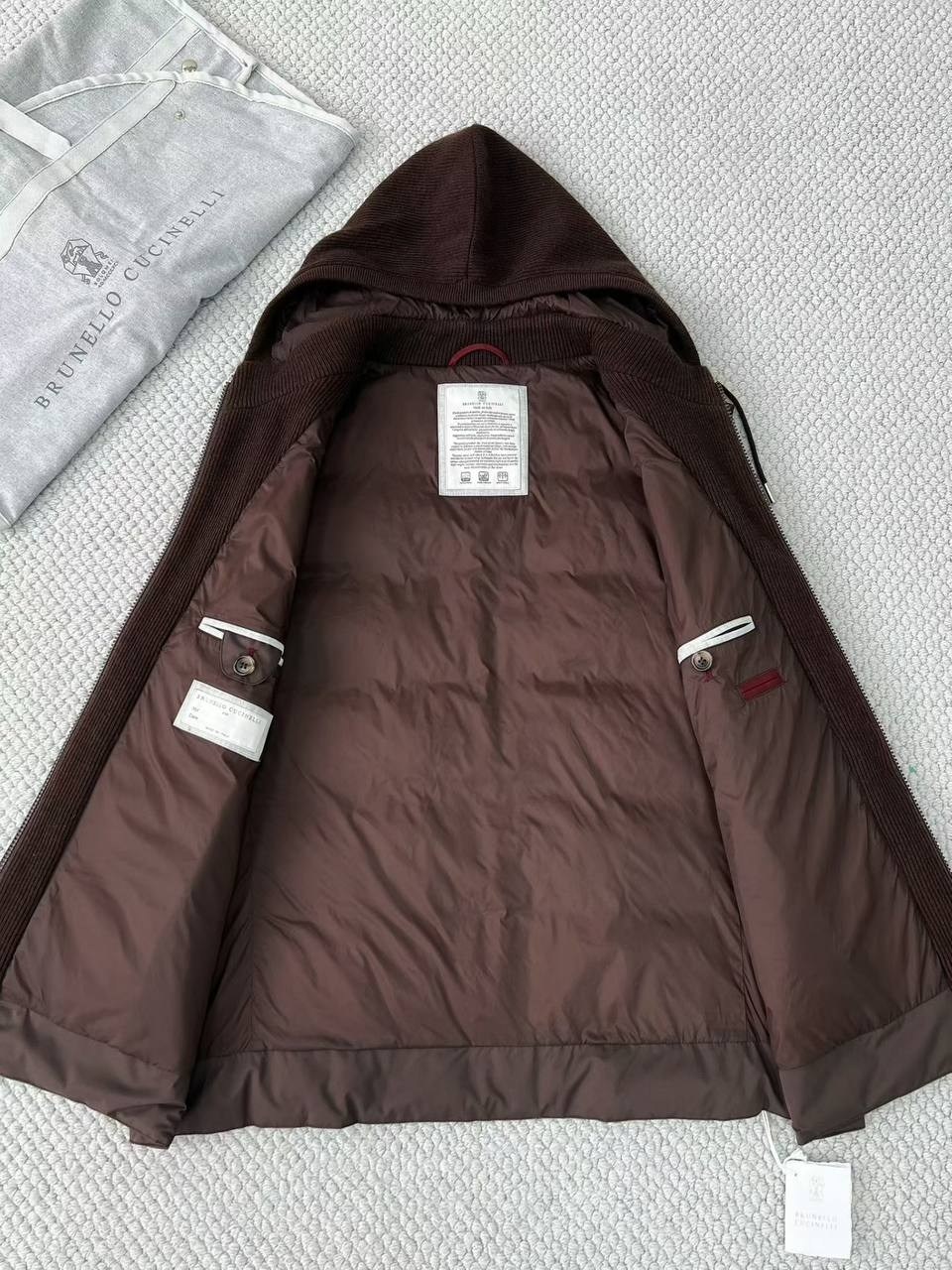 жилет коричневый,теплый жилет,спортивные мужские костюмы,жилет