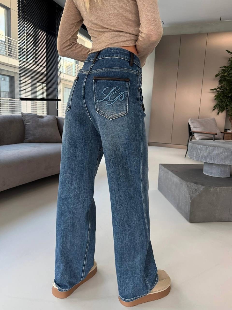 женские джинсы,джинсы женские широкие,стильные джинсы,джинсы модные,джинсы стиль