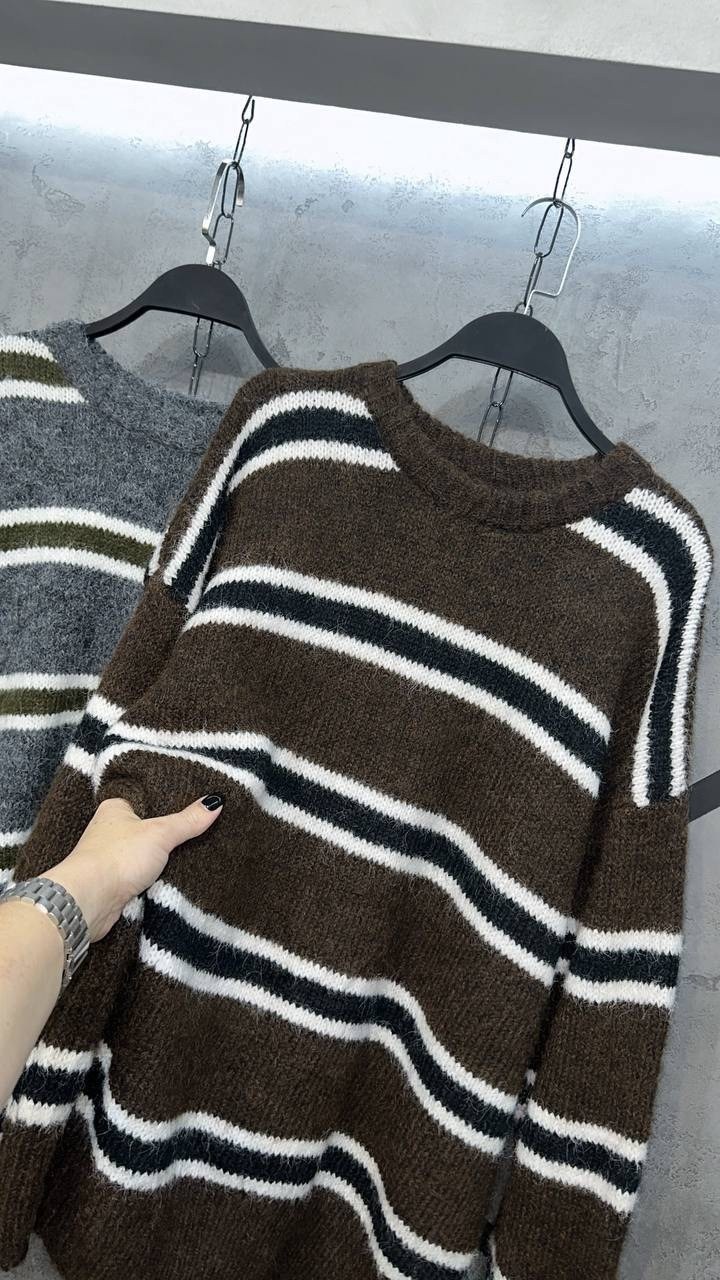 свитер в полоску,свитер,полосатый свитер,вязаный свитер в полоску,джемпер для женщин