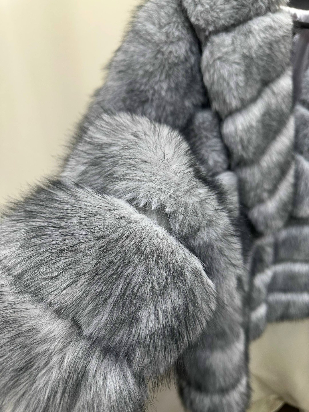 женская шуба из натурального меха кролика рекс,шиншилла шуба,шуба кролик рекс,женская шуба из натурального меха кролика,шуба из кролика рекс