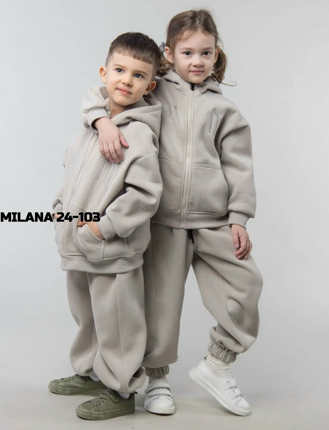 костюм на флисе,комплект костюм,детский костюм из футера,спортивные костюмы для девочек,детский флисовый костюм