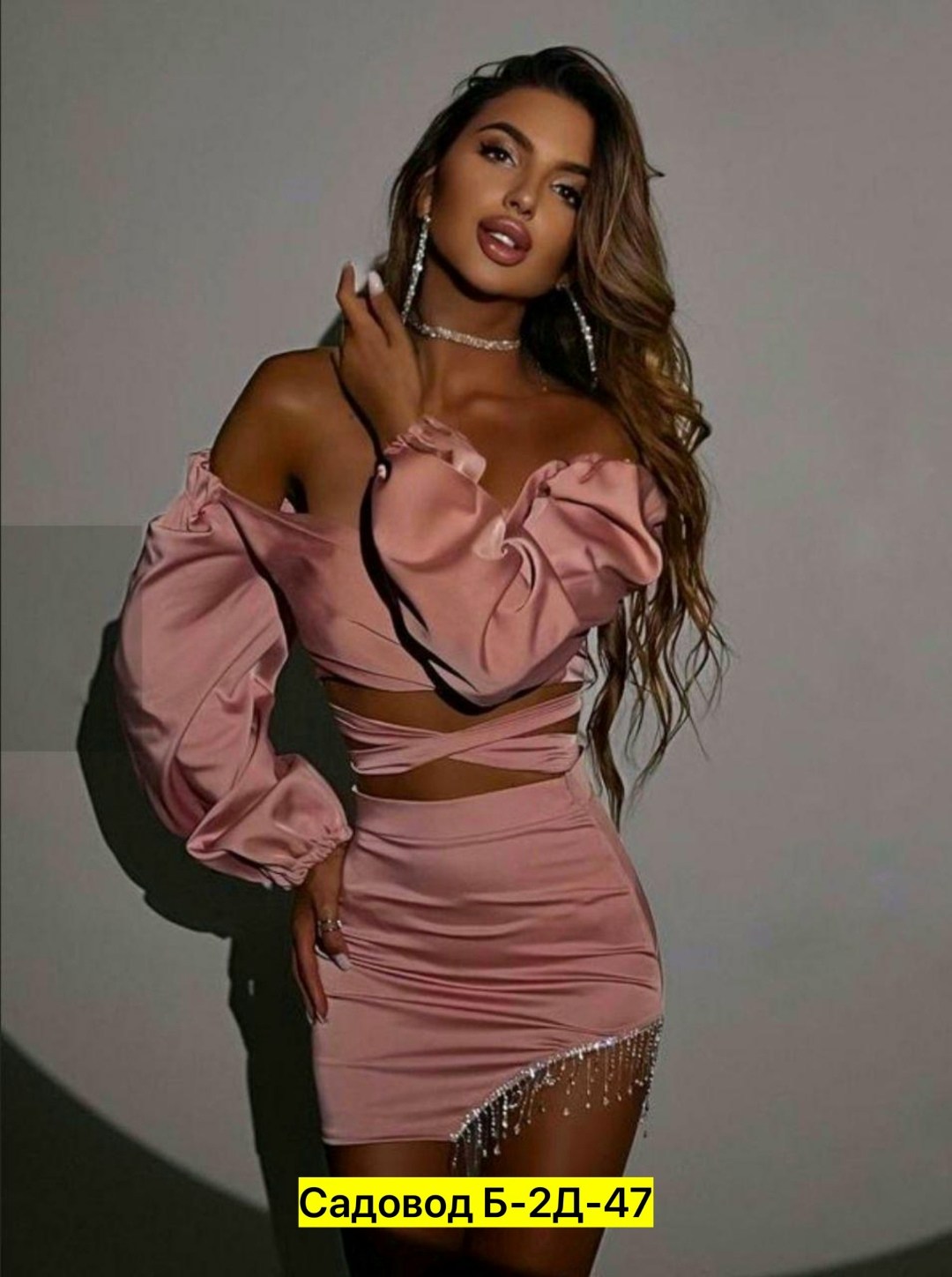 шелковый костюм с юбкой,вечерний костюм с юбкой,атласное платье,атласные костюмы,костюм с топом