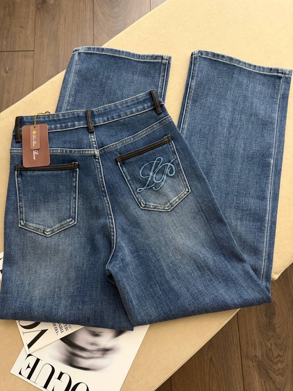 женские джинсы,джинсы женские широкие,стильные джинсы,джинсы модные,джинсы стиль