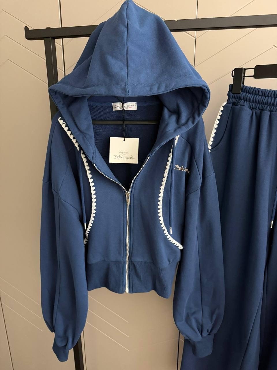 спортивные костюмы женские,спортивные костюмы,костюм спортивные женские костюмы,костюм спортивный модный,повседневный спортивный костюм