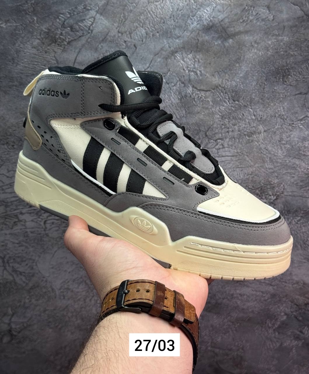 зимние кроссовки adidas,высокие кроссовки адидас мужские,кроссовки adidas,кроссовки adidas original,кроссовки adidas adi 2000