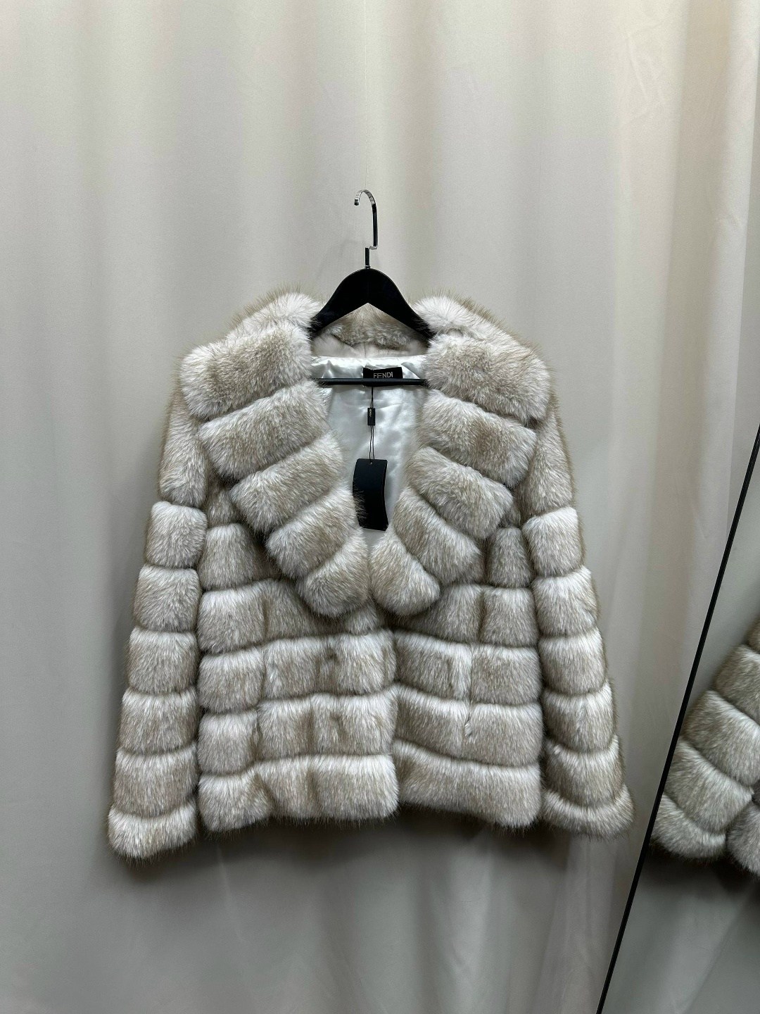 женская шуба из натурального меха кролика рекс,шиншилла шуба,шуба кролик рекс,женская шуба из натурального меха кролика,шуба из кролика рекс