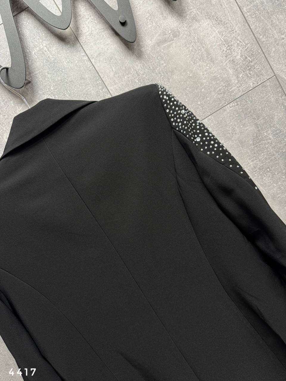 пиджак со стразами,пиджак,пиджак со стразами женский,женский пиджак,блестящий пиджак