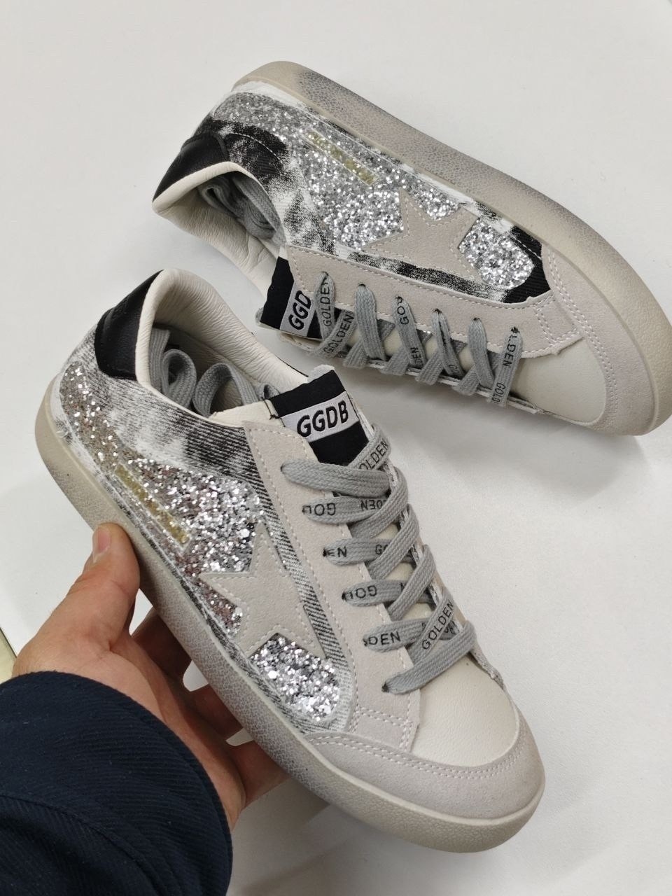 ,кроссовки golden goose,golden goose кеды блестящие,golden goose серебряные,кеды голден гус