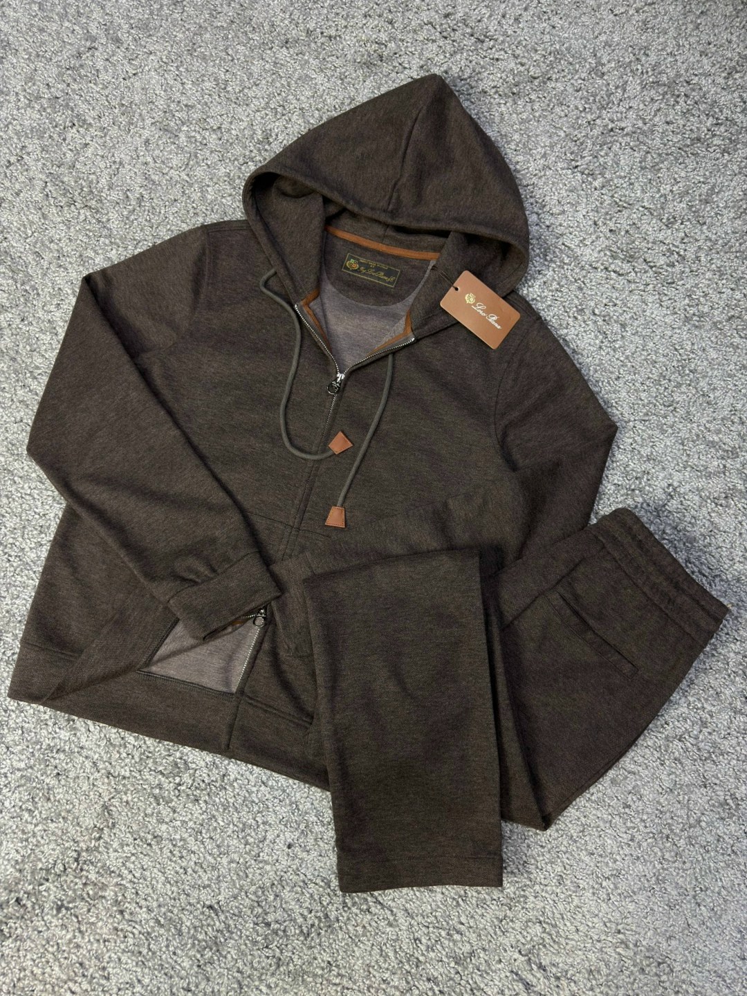 спортивный костюм loro piana,спортивный костюм brunello cucinelli,костюм loro piana,мужские спортивные костюмы,костюм brunello cucinelli