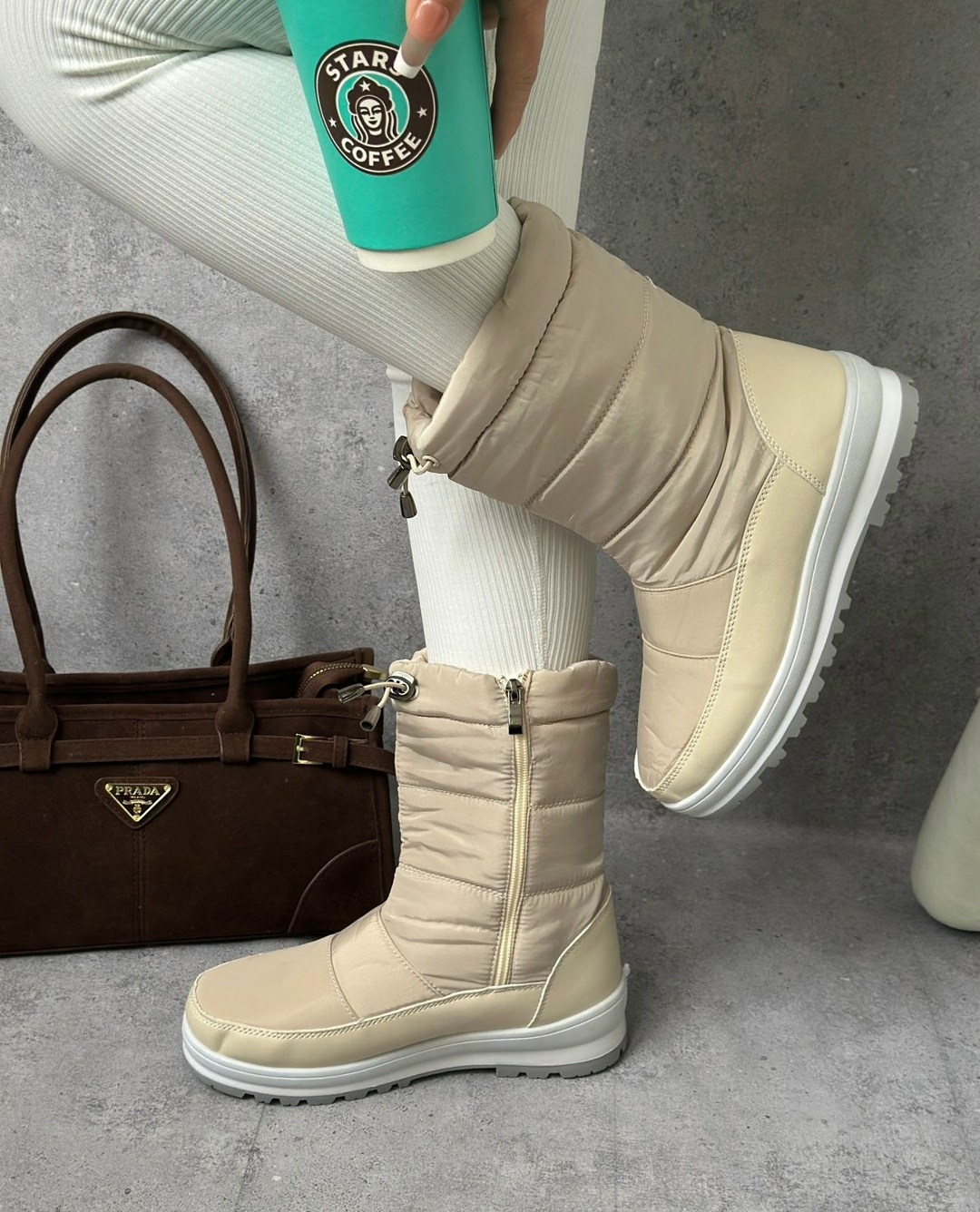 женские дутики,зимняя женская ,,сапоги дутики,дутики бежевые