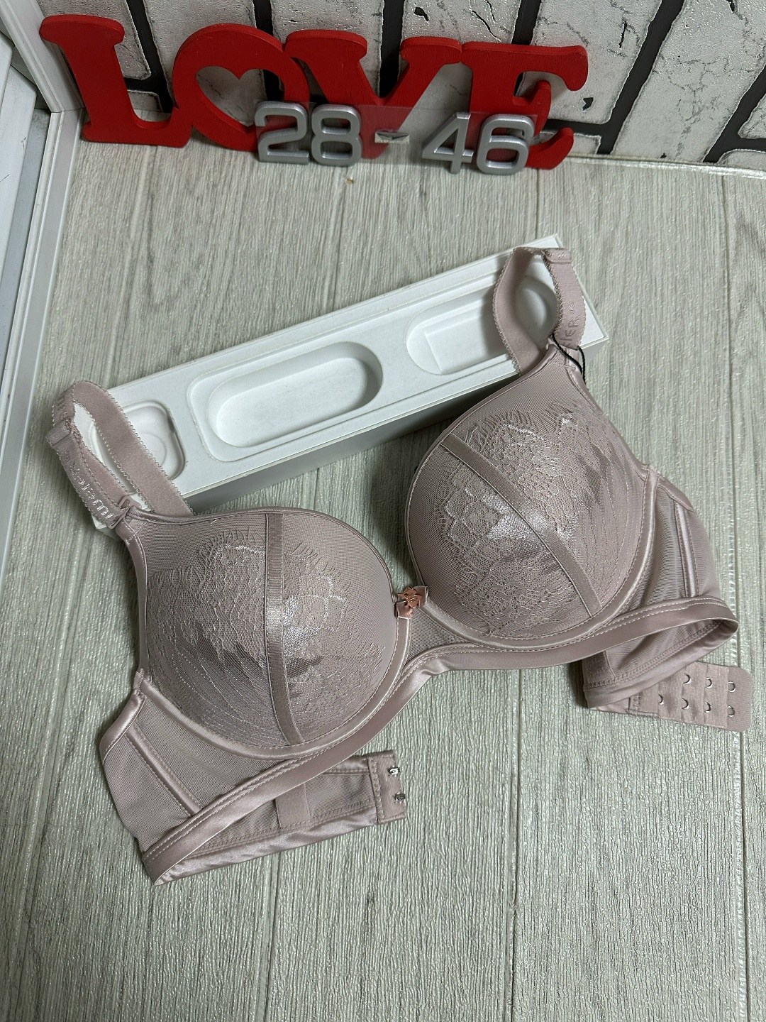 бюстгальтер,пуш ап бюстгальтер,женский бюстгальтер,нижнее белье бюстгальтер,нижнее белье женский