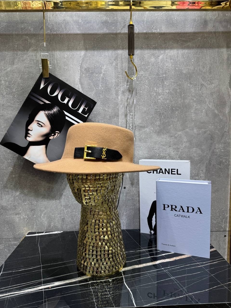 prada шляпа,женская шляпа,шляпа prada женская соломенная,шляпа модная,шляп