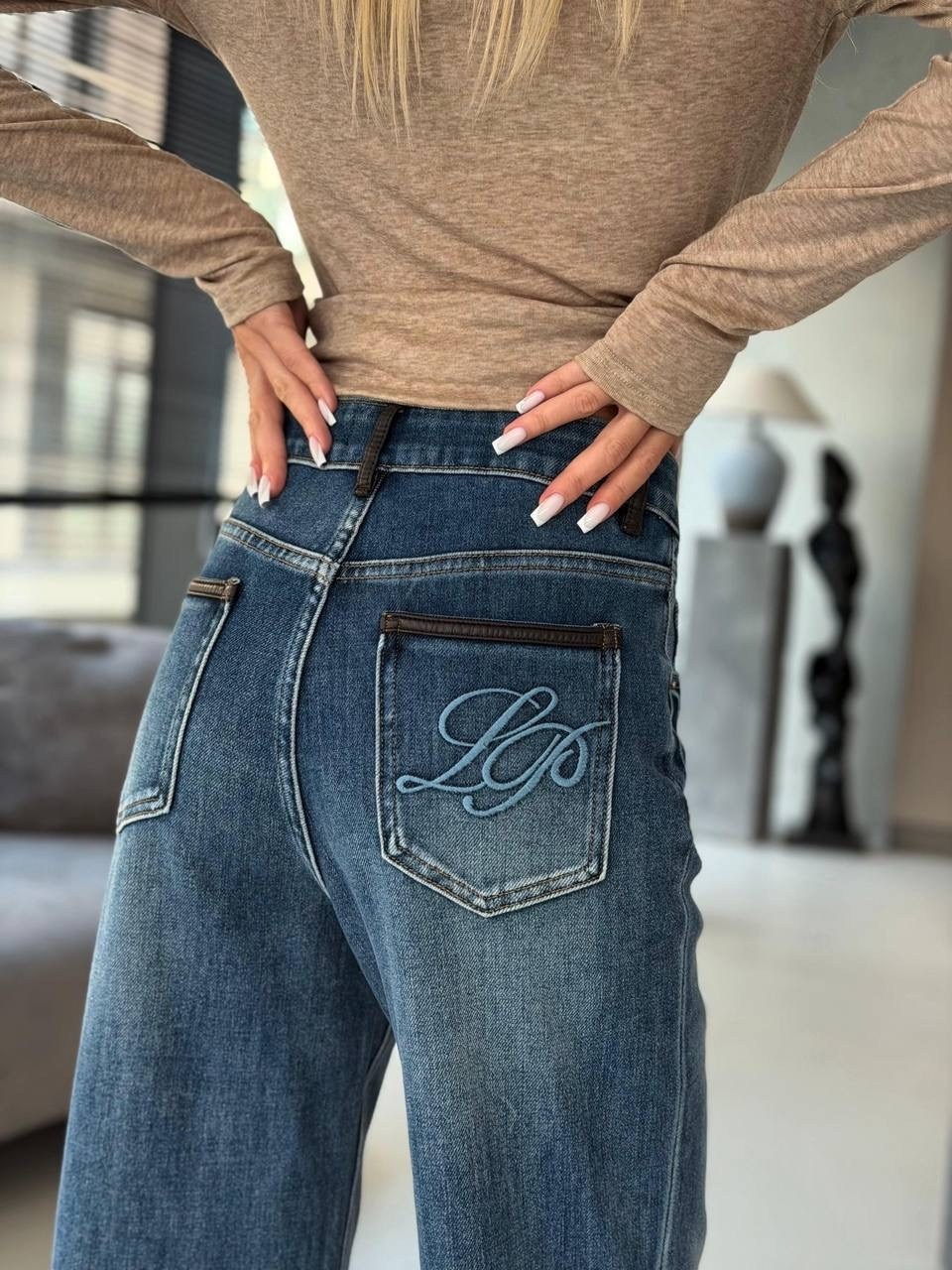 женские джинсы,джинсы женские широкие,стильные джинсы,джинсы модные,джинсы стиль