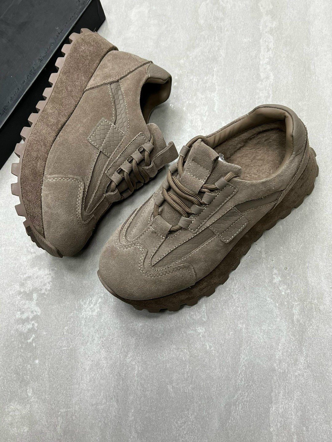 ,замшевые кроссовки,кроссовки женскиe,кроссовки коричневые женские,кроссовки для женщин