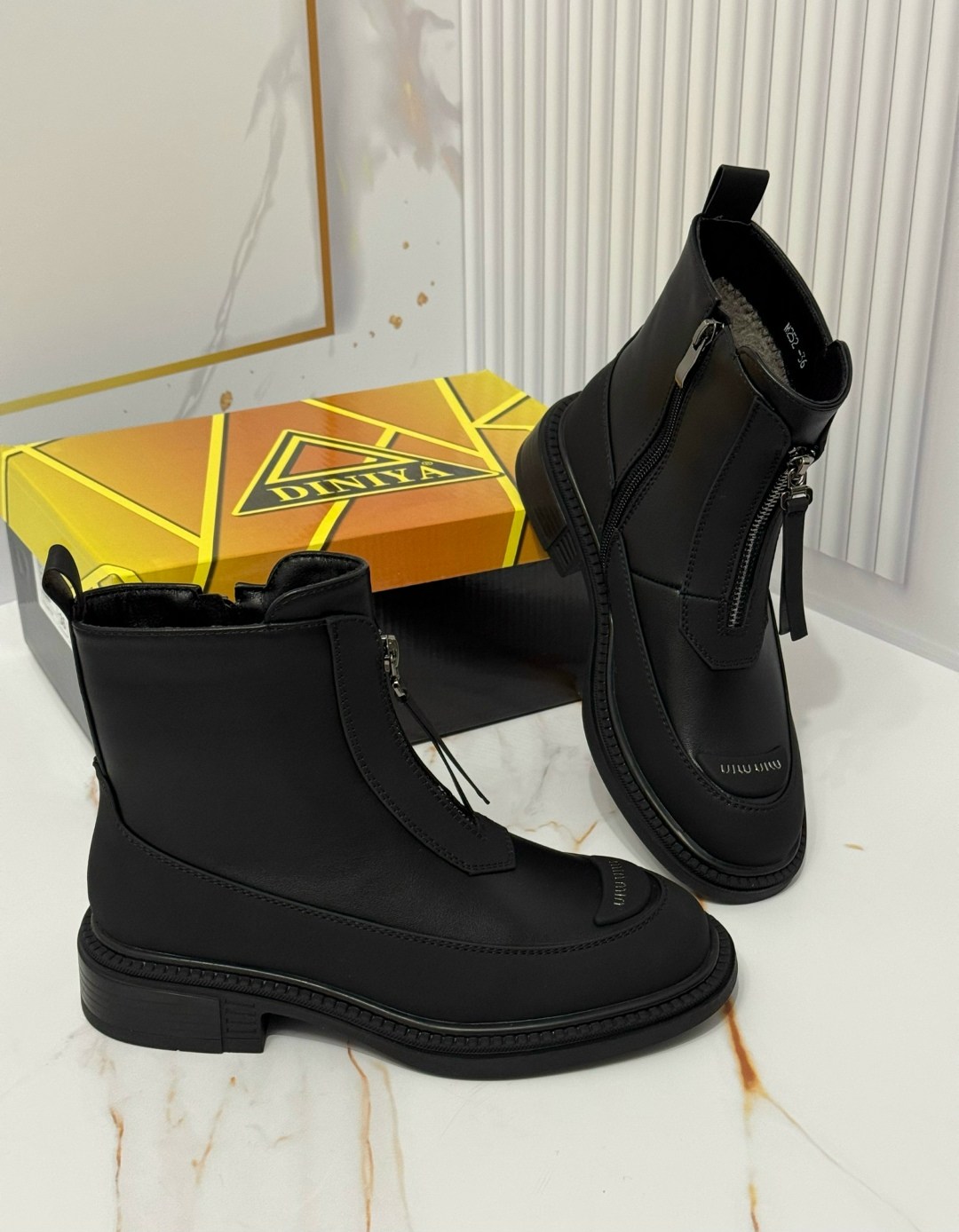 ,ботинки женские,ботинки с замком,женская ,полусапоги