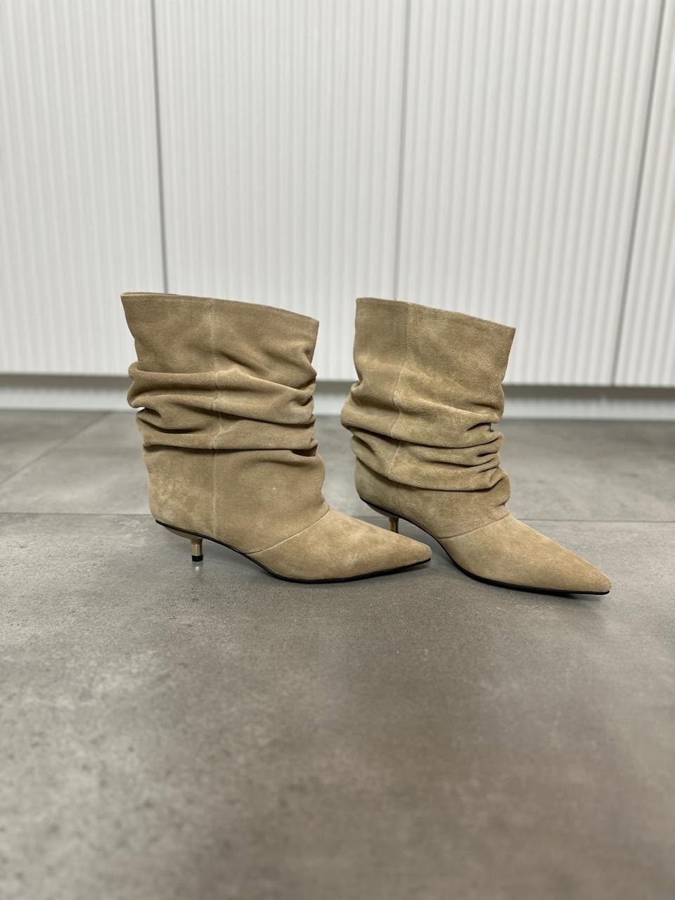 женские ботильоны с острым носком,женская ,,женские сапоги,короткие сапоги