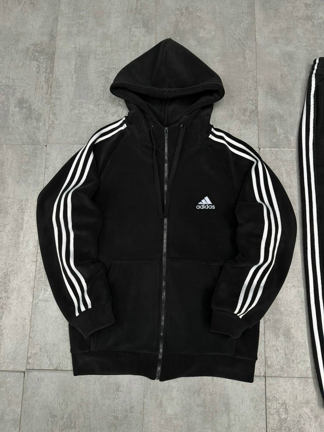 зип худи бежевая адидас,зип худи adidas essentials,adidas hoodie,толстовка adidas,толстовка адидас