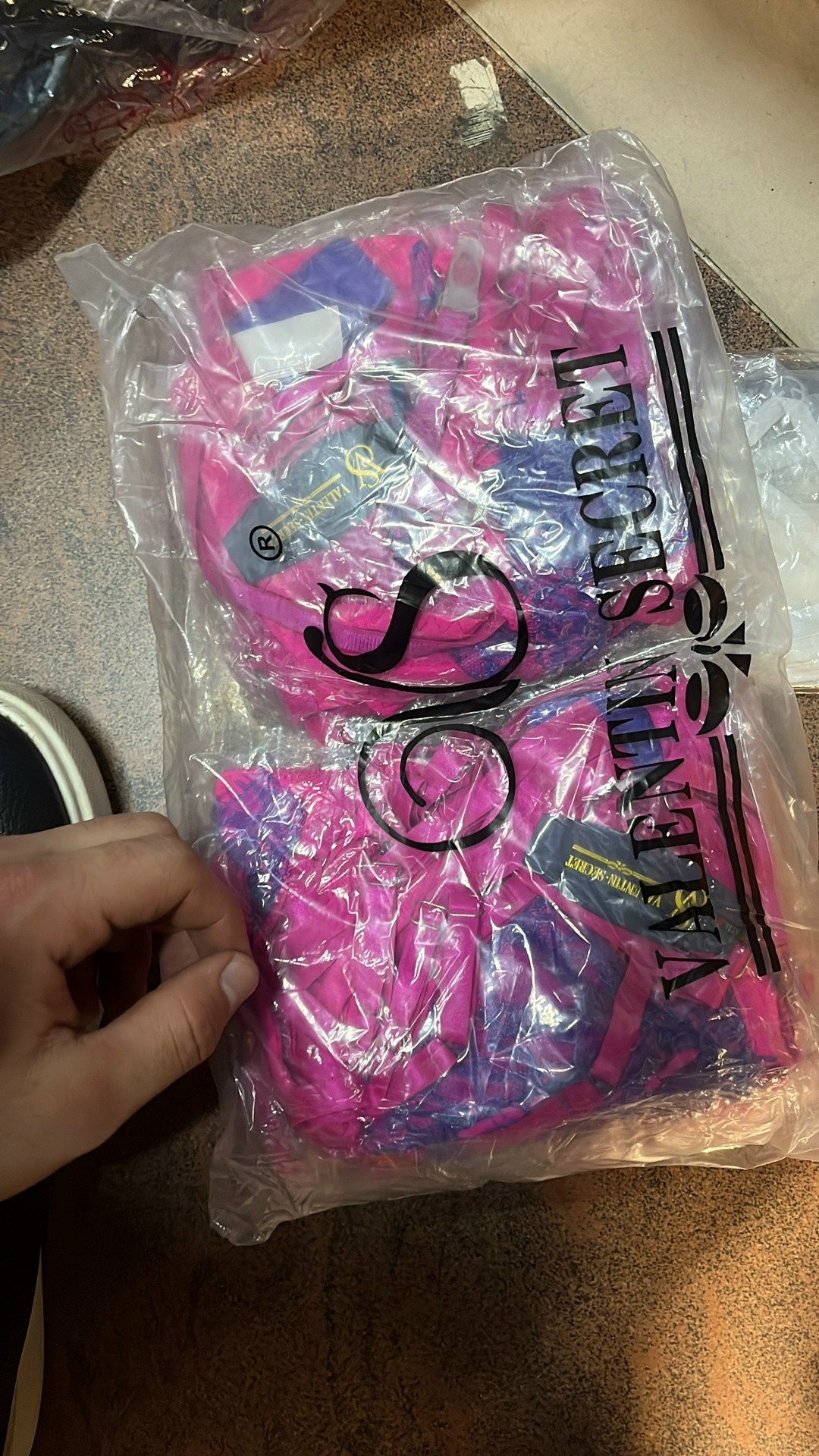 оптом,корейская упаковка,одежда китай,брендированная упаковка