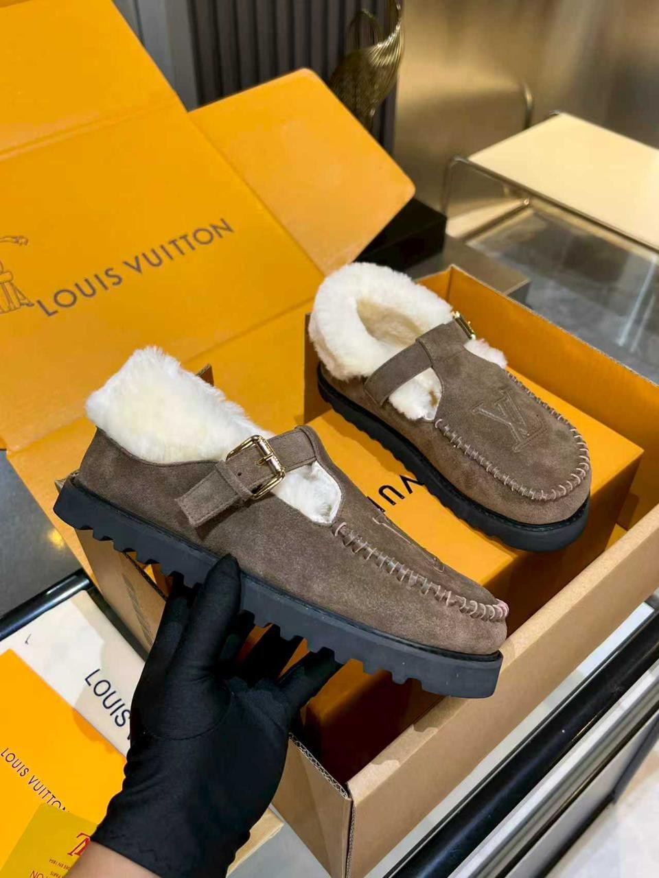 ,ботинки louis vuitton,меховая ,женская ,лоферы на меху