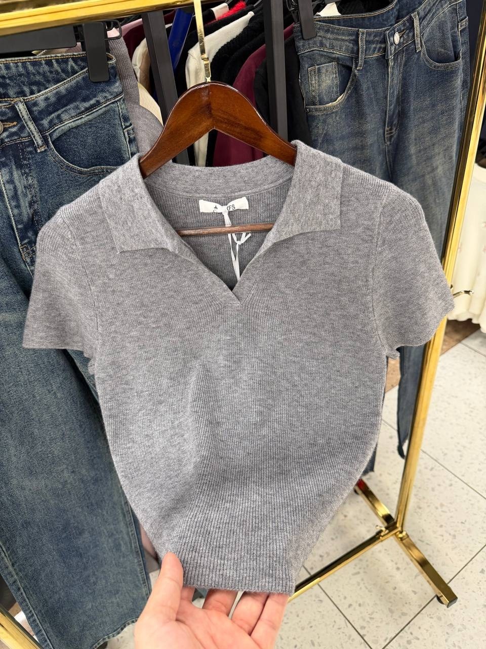 футболки женская,одежда повседневная,одежда стильная,футболки с воротником,женской одежды