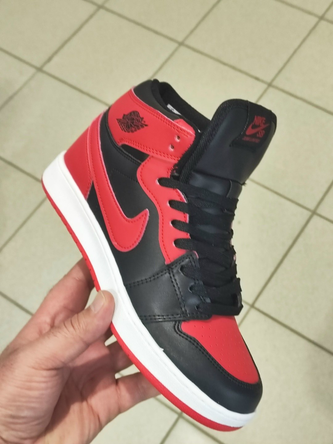 nike air jordan 1 retro high og,кроссовки air jordan 1 retro high og,кроссовки nike air jordan 1 retro high og,кроссовки nike air jordan 1 mid,nike air jordan 1 mid