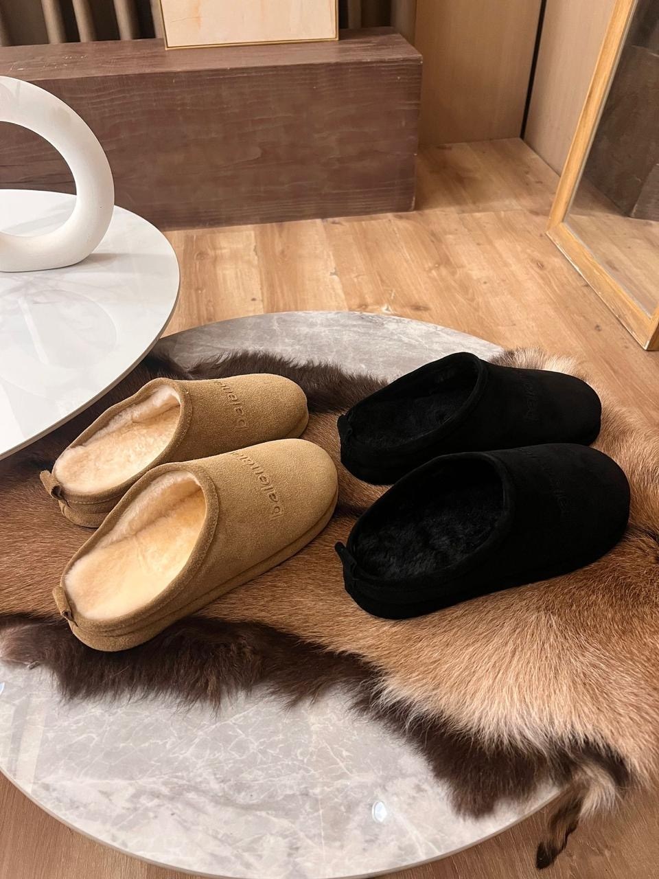 угги женские,,теплые домашние тапочки,тапочки модные,замшевые угги