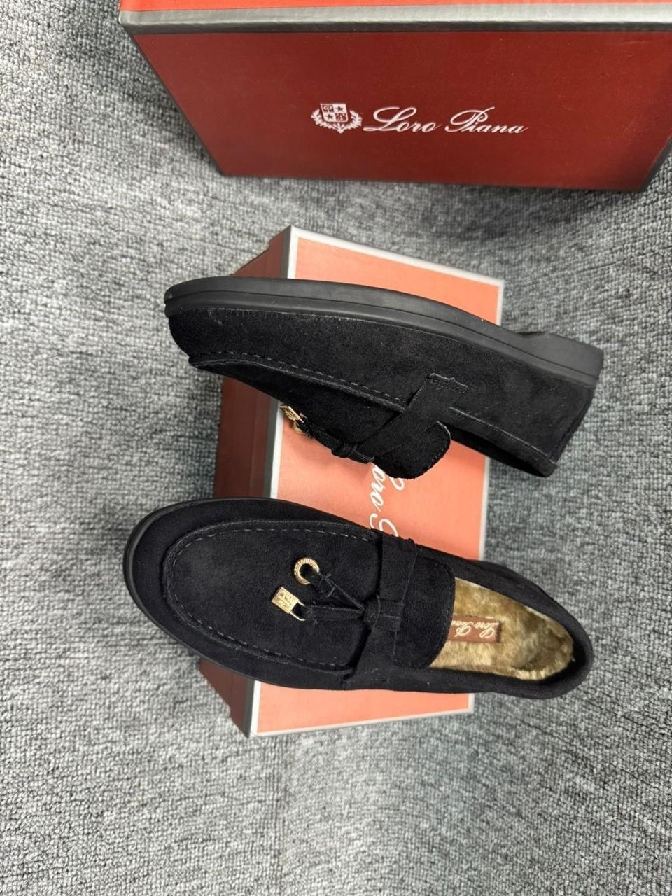 лоферы из натуральной замши loro piana,loro piana лоферы,loro piana лоферы женские,,loro piana лоферы женские замшевые