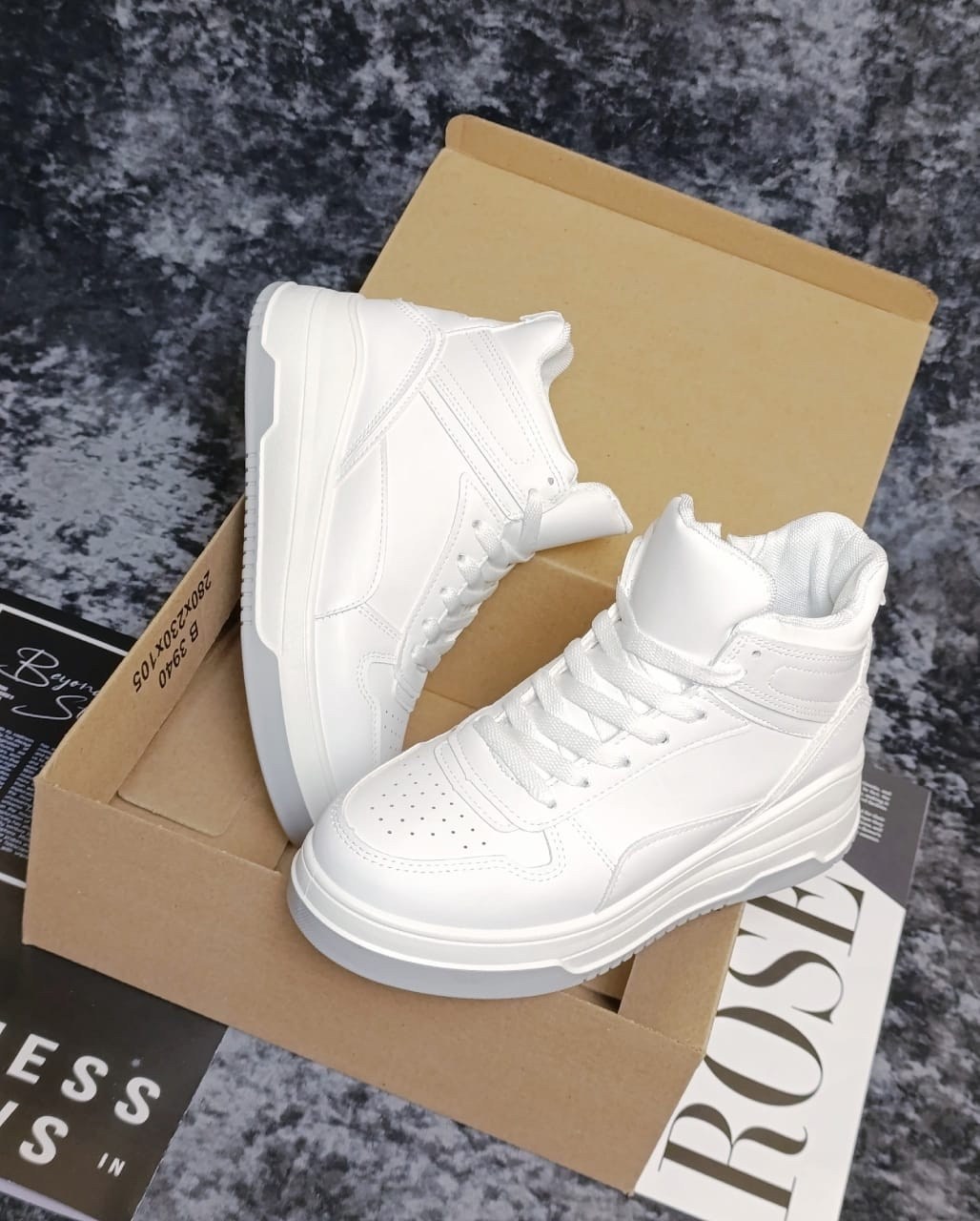 ,кроссовки высокие женские,высокие белые кроссовки женские прада,женские кроссовки,кроссовки женские белые высокие