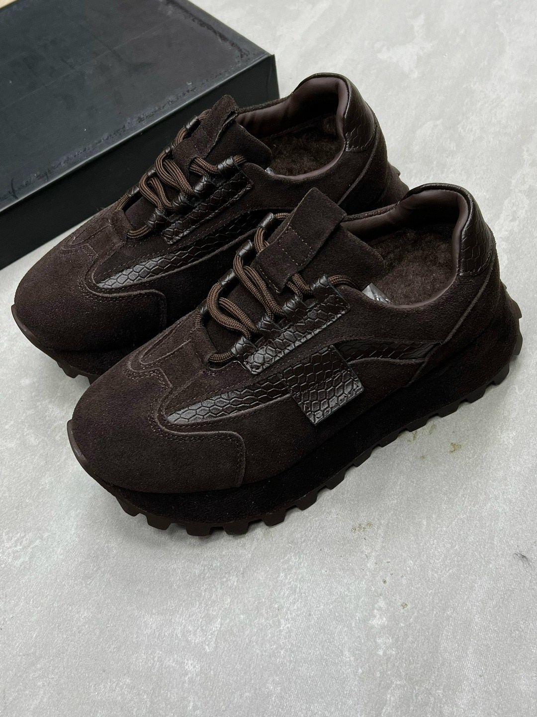 ,замшевые кроссовки,кроссовки женскиe,кроссовки коричневые женские,кроссовки для женщин