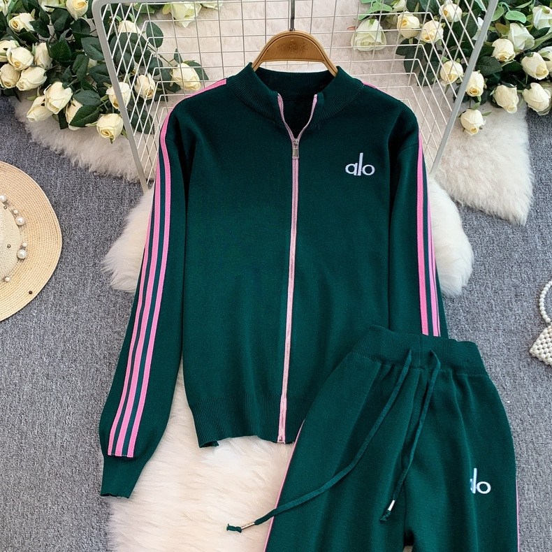 спортивные костюм,женский спортивный костюм,трикотажные костюмы,спортивный костюм стильный,повседневный спортивный костюм