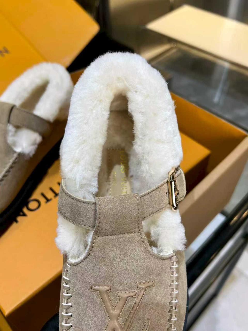 ,ботинки louis vuitton,женская ,меховая ,зимняя женская