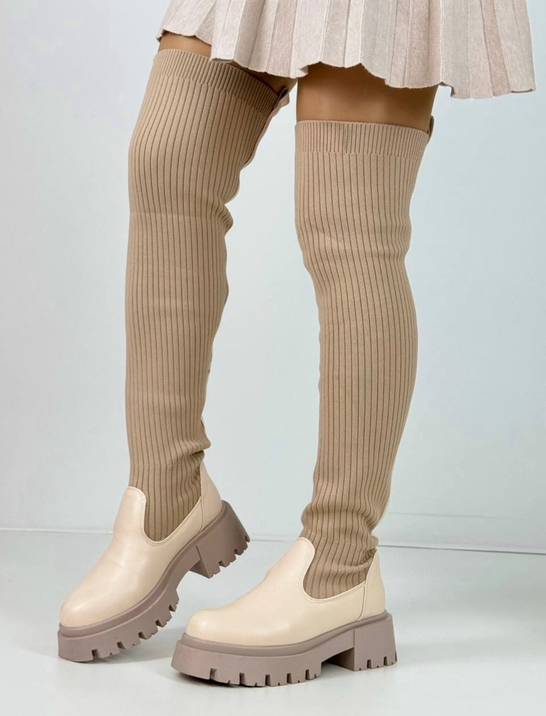 ботфорты женские,высокие сапоги,ботфорты чулки,ботфортами на массивной подошве,женские сапоги