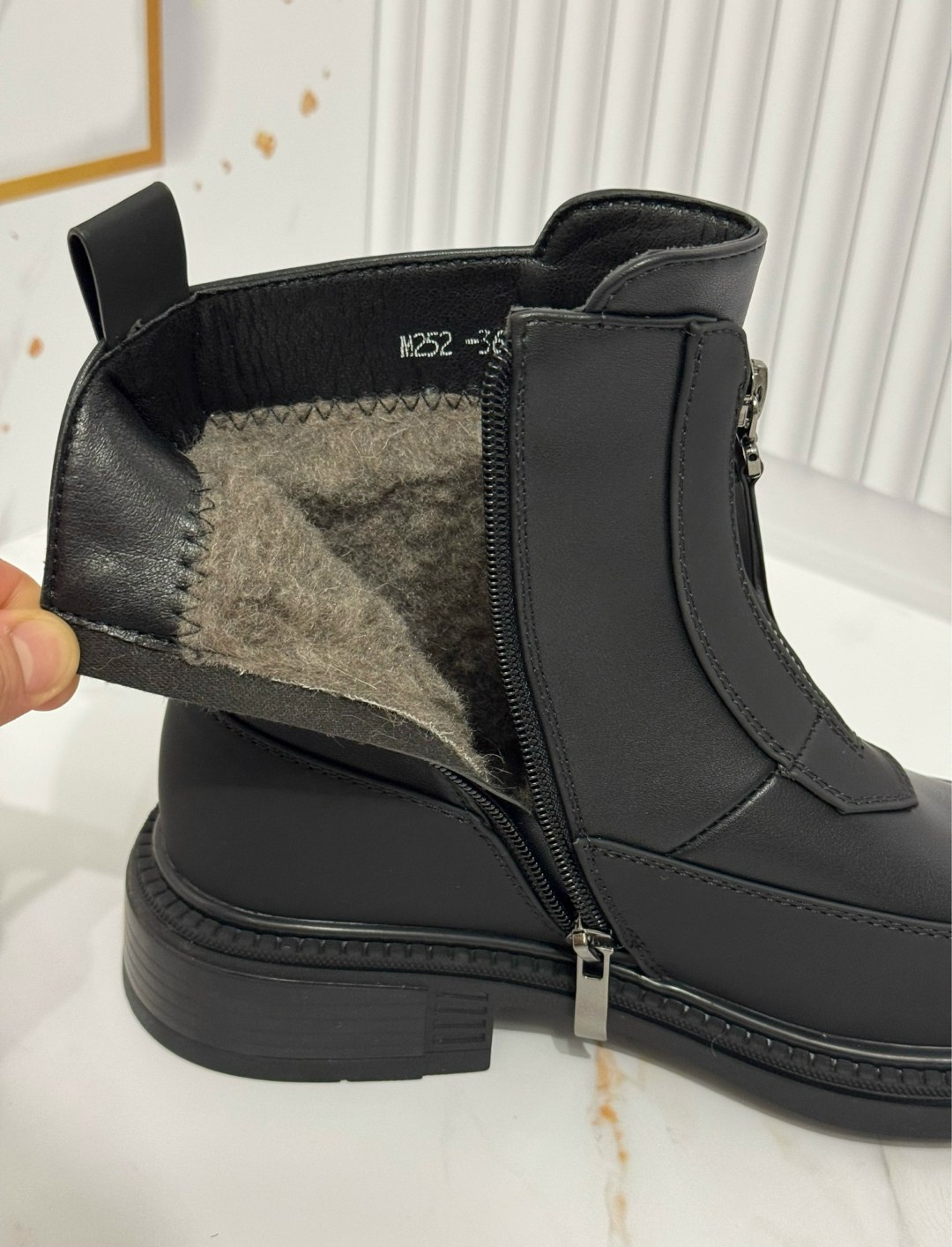 ,ботинки женские,ботинки с замком,женская ,полусапоги