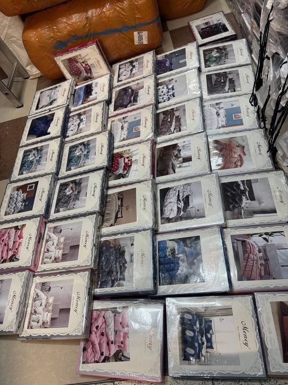 для дома,,ный магазин подушка ул. строителей, 1а,домашний ,постельные принадлежности