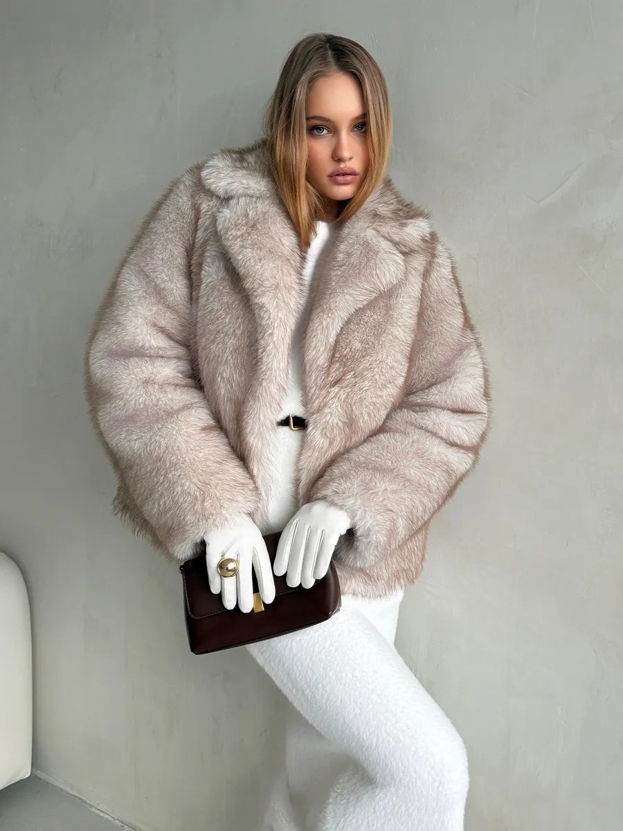 шуба искусственная,шуба из эко меха,шубка,шуба из экомеха,шуба из искусственного меха