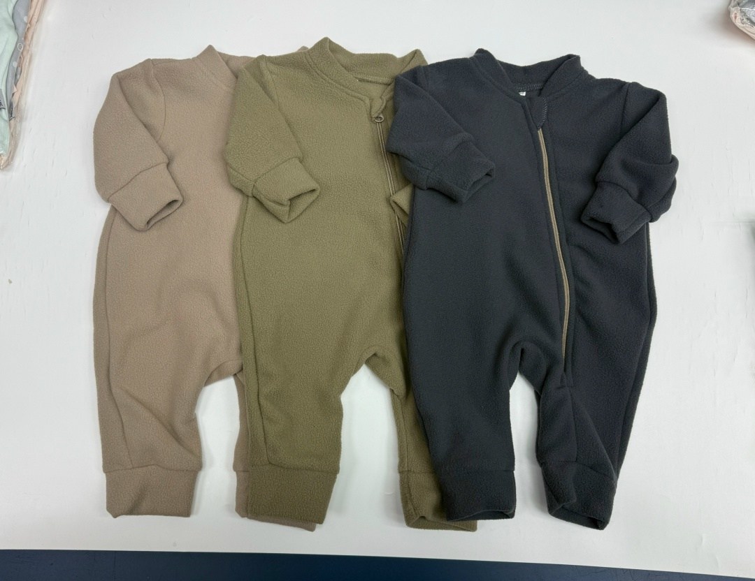 комбинезон на флисе,флисовые комбинезоны,комбинезон флисовый,трикотажный комбинезон,комбинезон из флиса