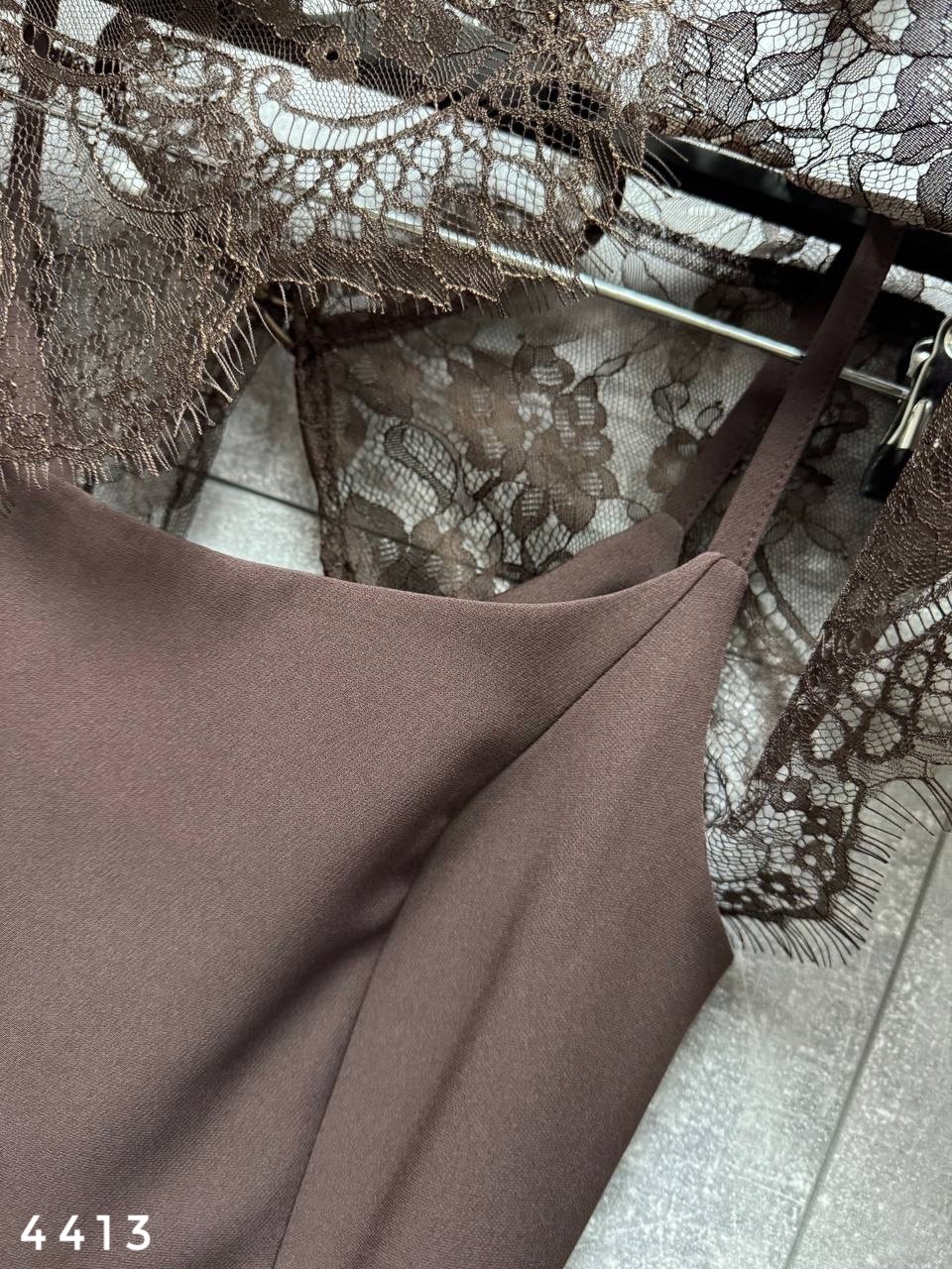 платье с кружевами,бордовое платье,бордовое гипюровое платье,кружевное платье,платье женская